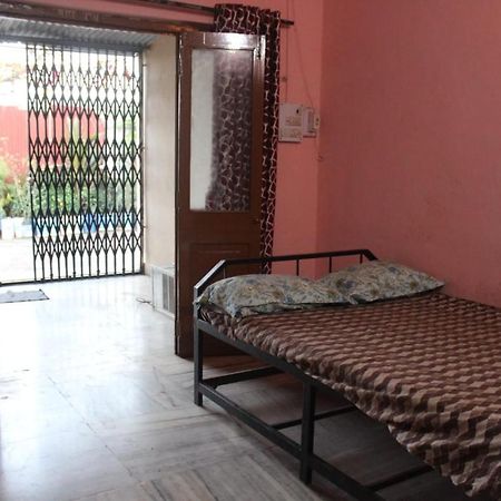Nisarg Shrushti Farmhouse Hotel Pune Esterno foto