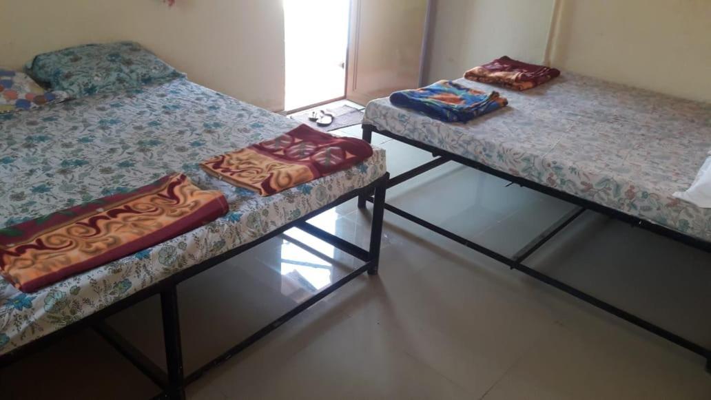 Nisarg Shrushti Farmhouse Hotel Pune Esterno foto